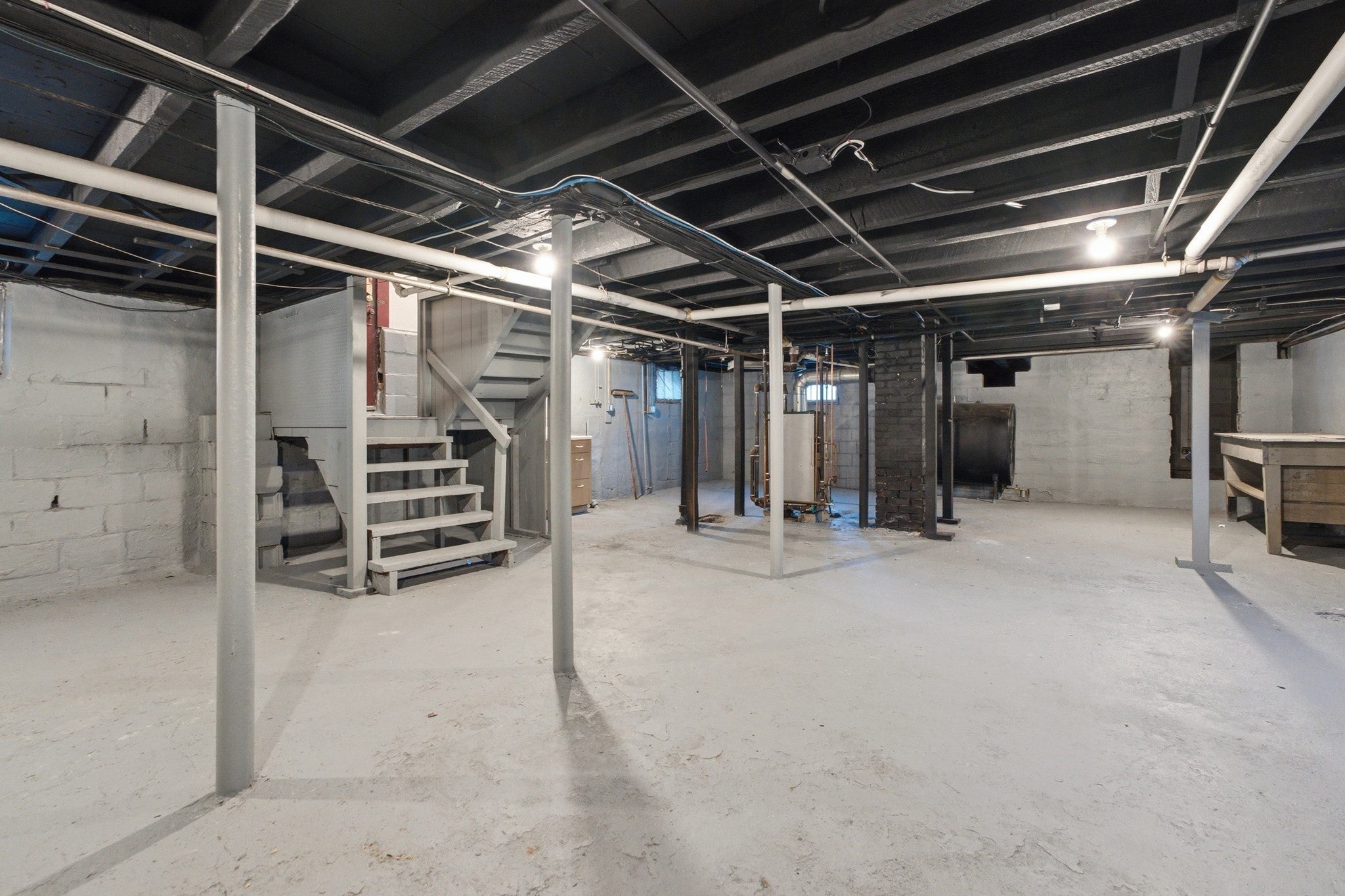 62 Brookline Ave, Holyoke, MA Photo #32