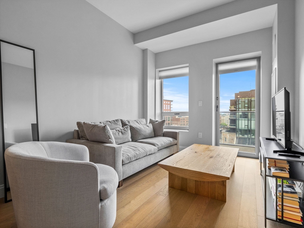 100 Shawmut Ave 709