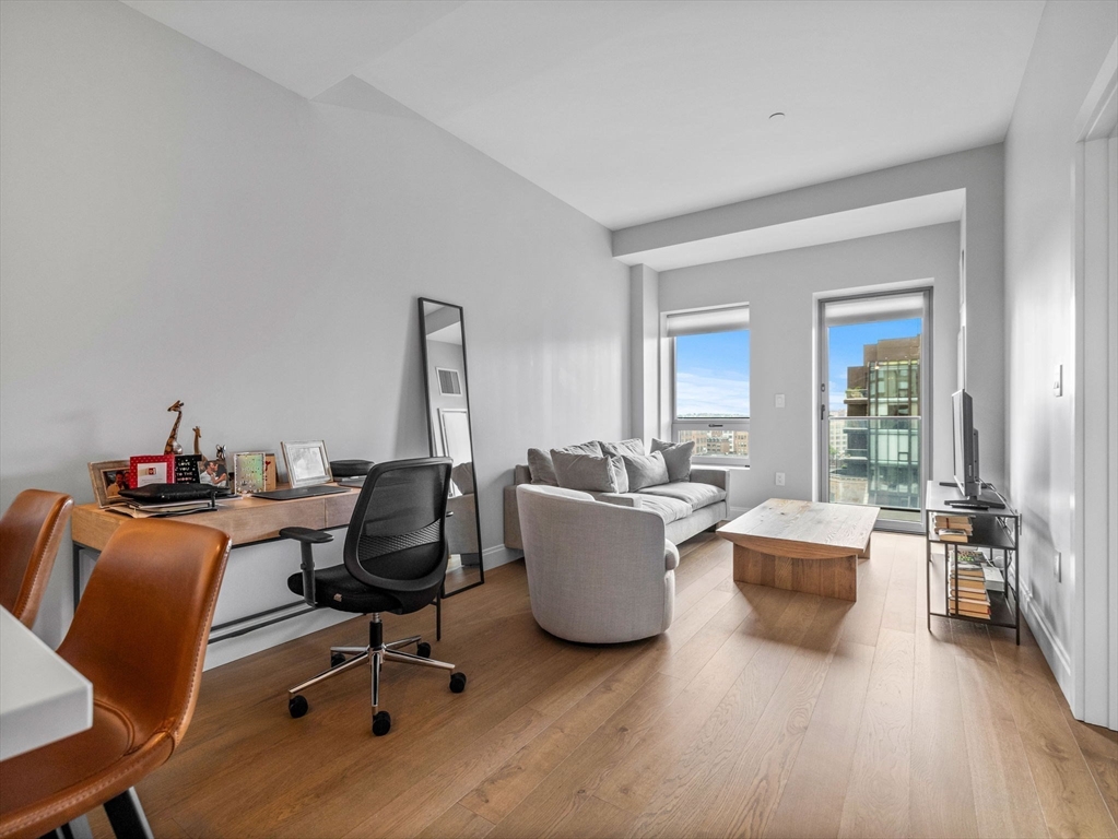 100 Shawmut Ave 709