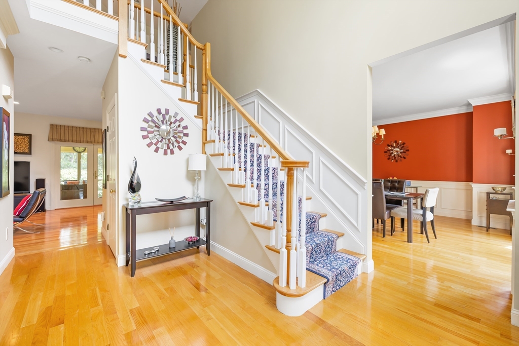 Natick, Massachusetts 01760, United States, 4 Bedrooms Bedrooms, ,3 BathroomsBathrooms,Residential,Active,180265