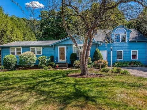 53 Chapman Rd Stoughton MA 02072