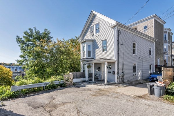 Photo of 4 Avon Place, Haverhill, MA