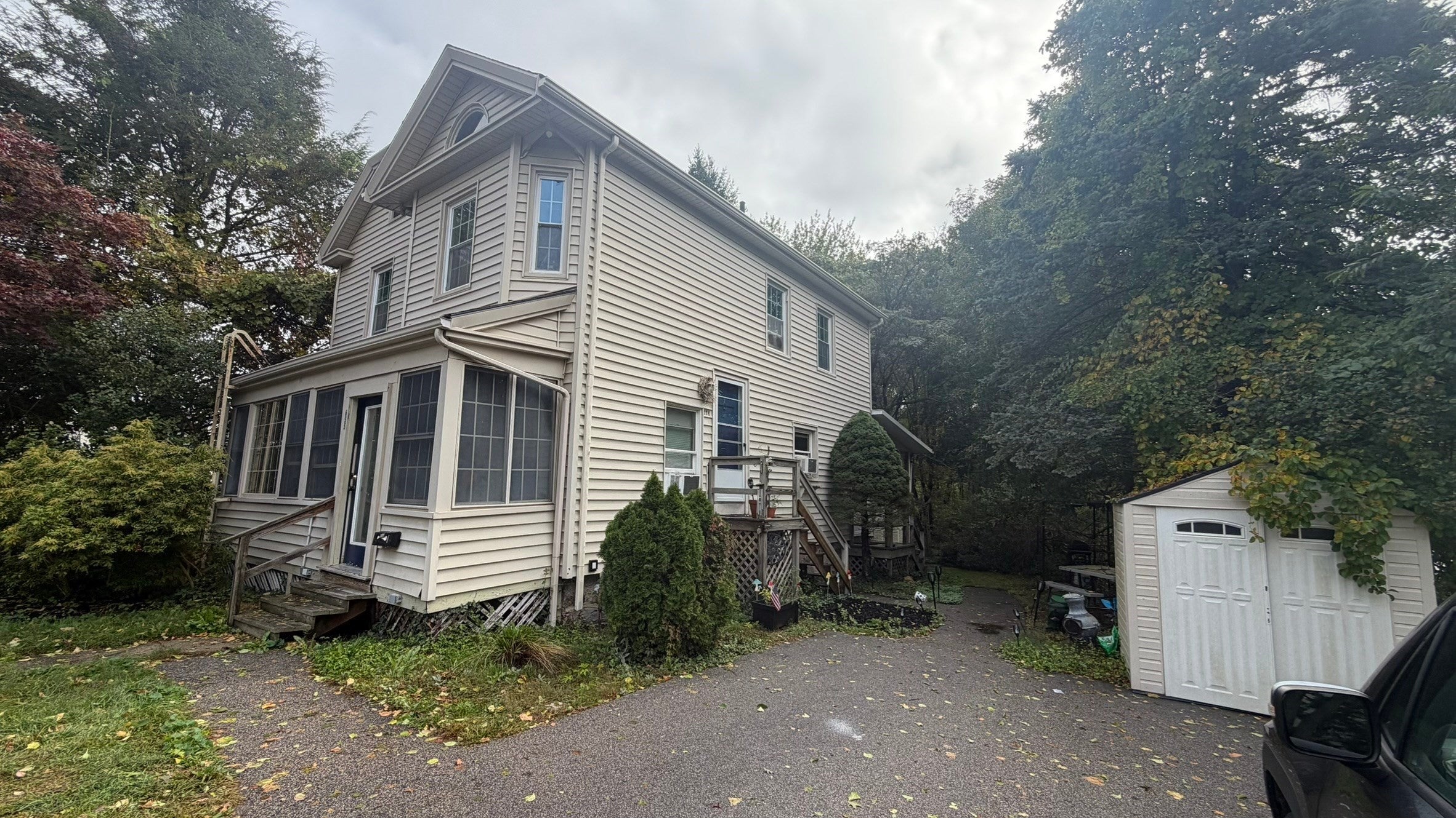 655 N Main St