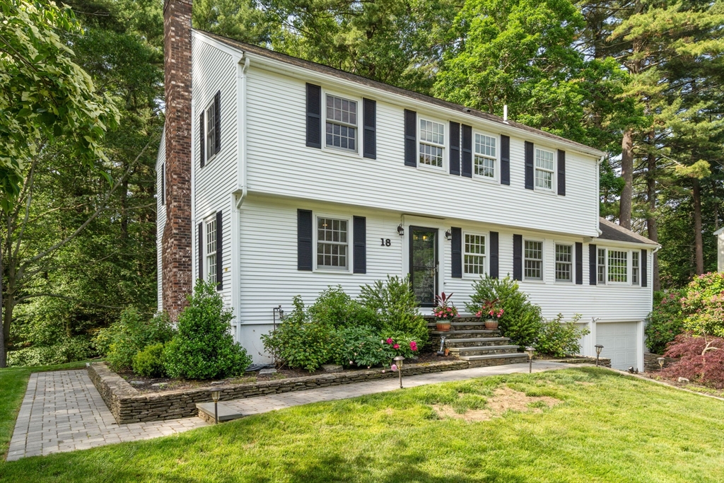 18 Hearthstone Cir