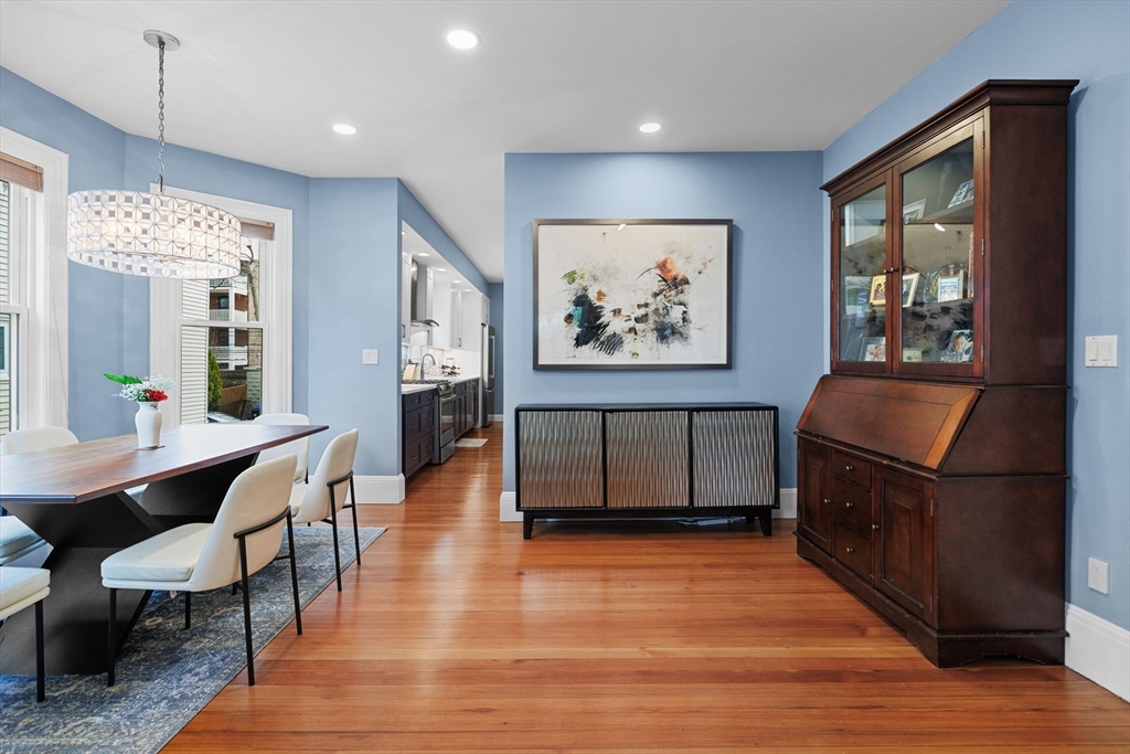 122 Davis Ave 1