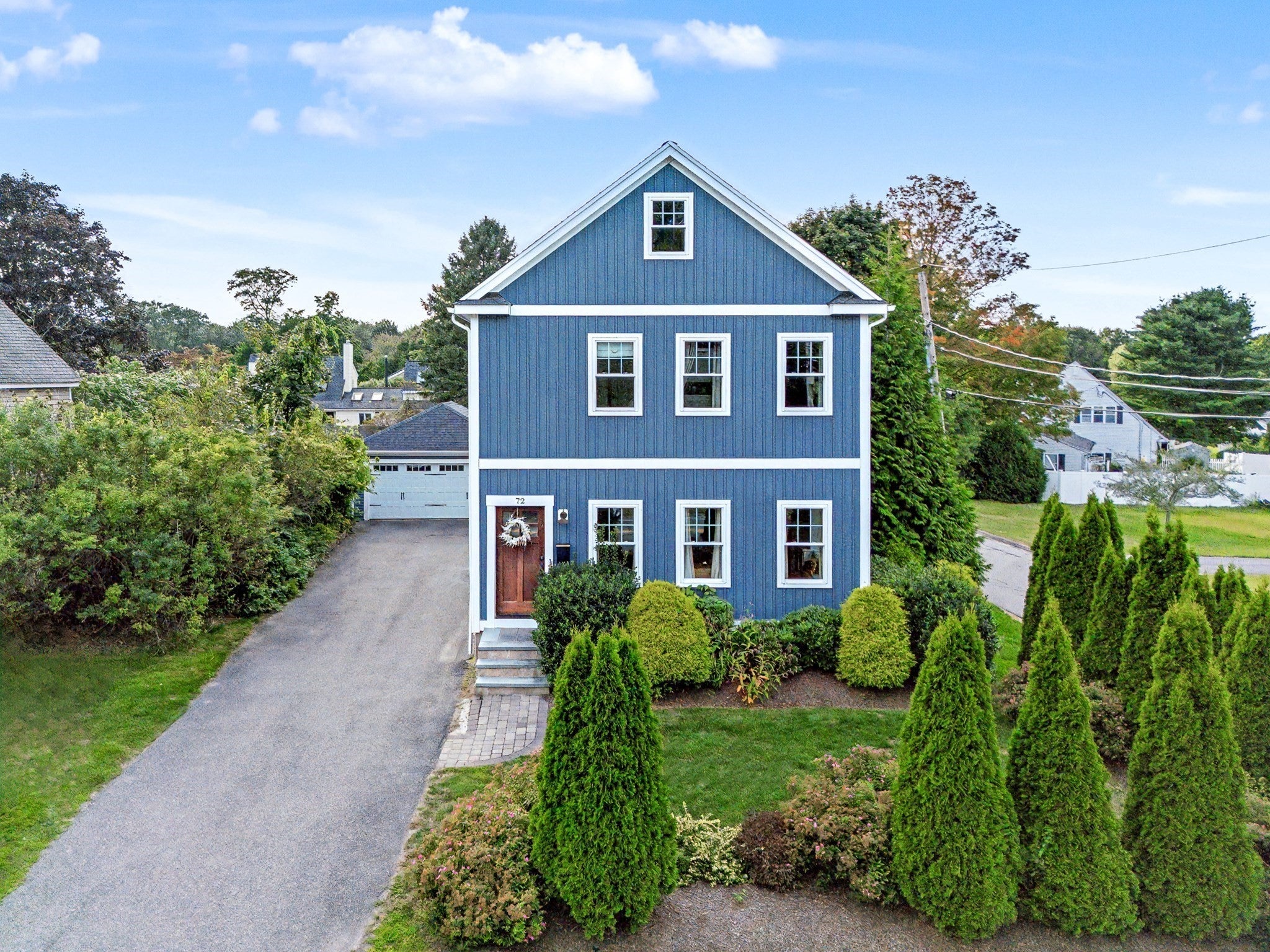 72 Grove St, Hopkinton MA 01748