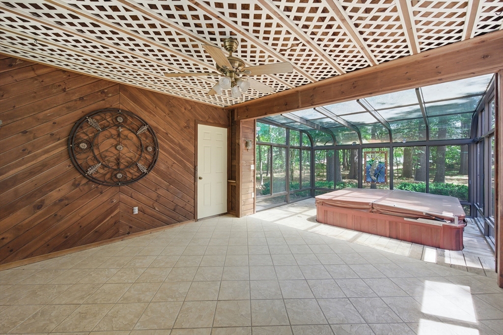 24 Novak Circle
