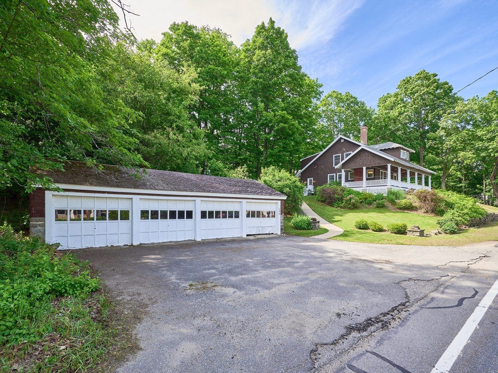 246 Worcester Rd