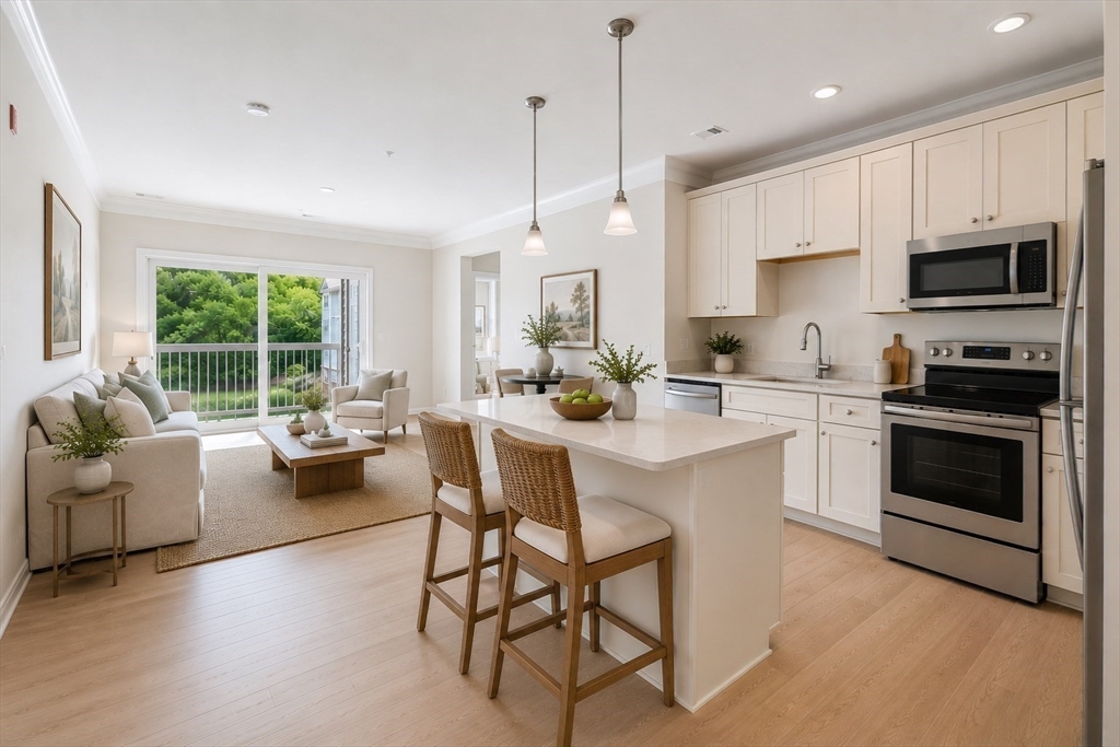 2305 Pennington Drive 305