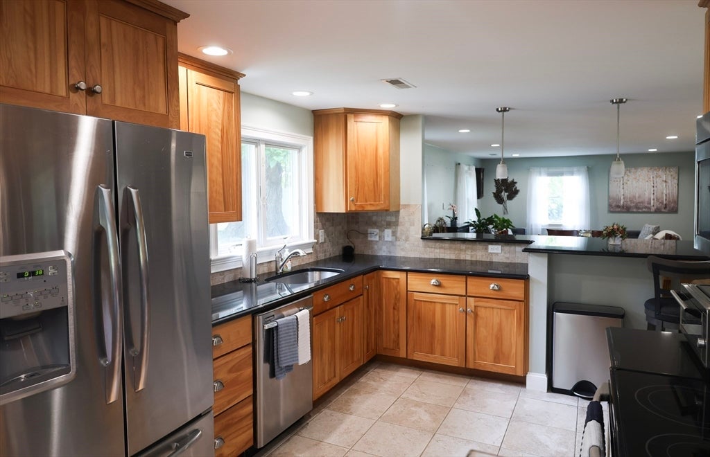 129 Burley St, Danvers, MA, 129 Burley St, Danvers, MA Photo #7