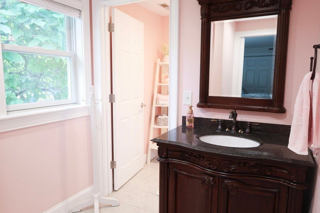 129 Burley St, Danvers, MA, 129 Burley St, Danvers, MA Photo #22
