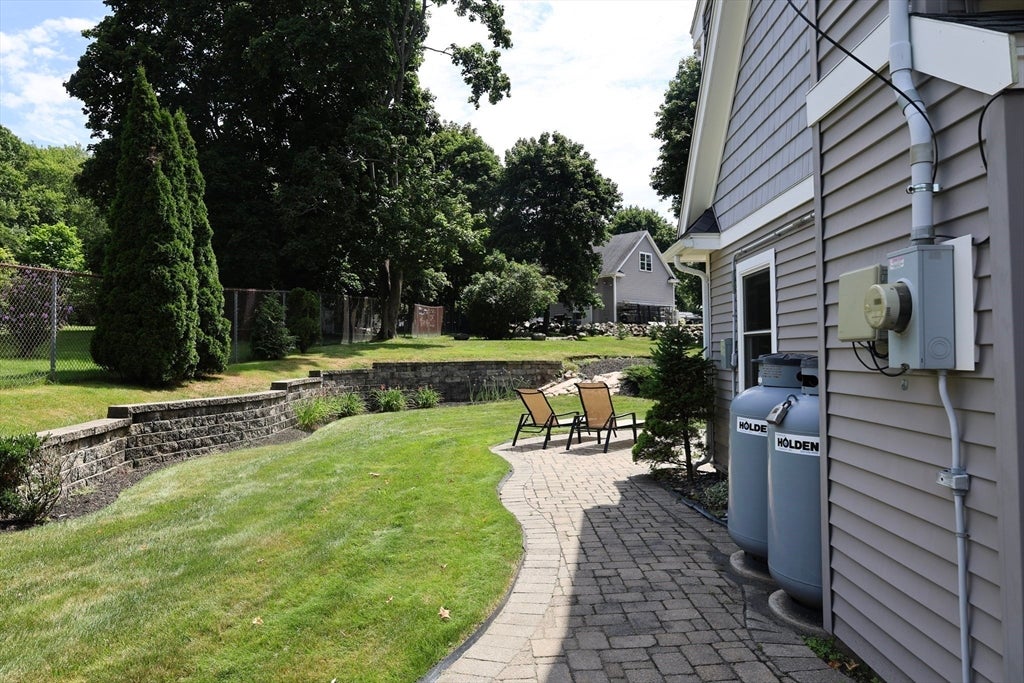 129 Burley St, Danvers, MA, 129 Burley St, Danvers, MA Photo #4