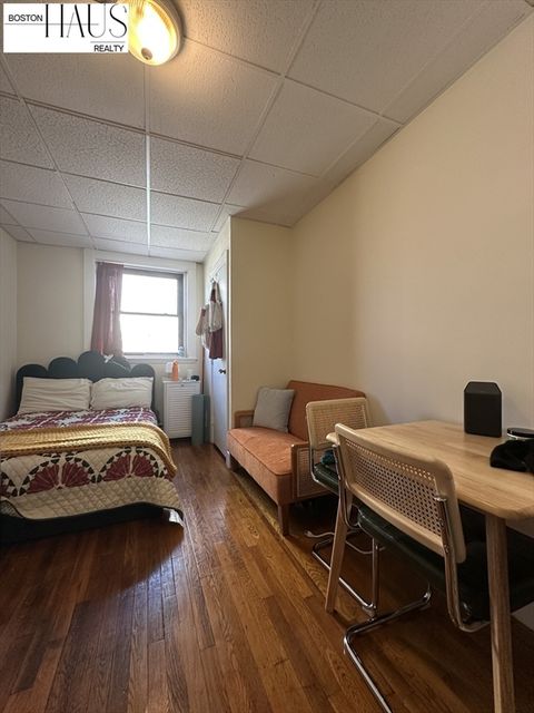 505 Beacon 12 Boston MA 02215