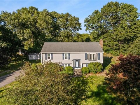20 Stanley Ave Berkley MA 02779