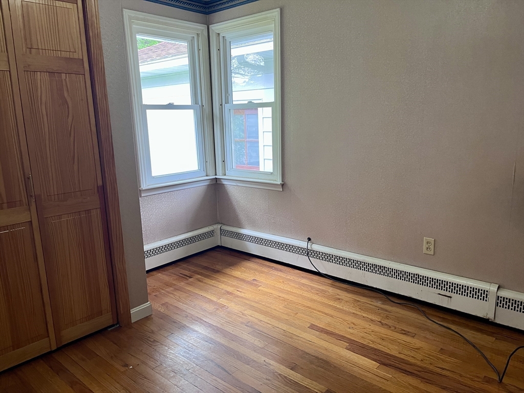 79 Newton Ave N AVE, Worcester, MA Photo #19