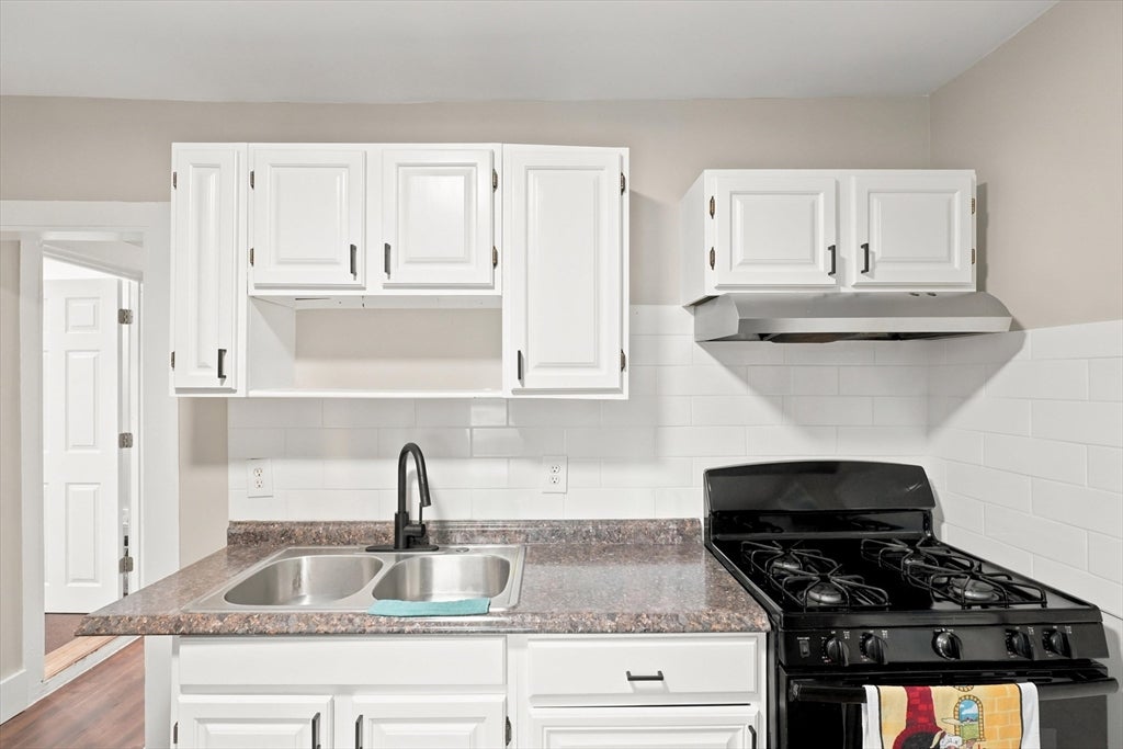 24 Walnut St, Fitchburg, MA, 24 Walnut St, Fitchburg, MA Photo #29