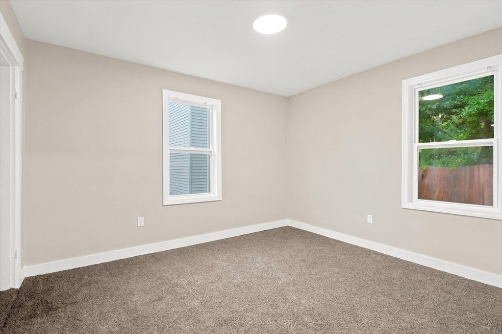 24 Walnut St, Fitchburg, MA, 24 Walnut St, Fitchburg, MA Photo #21