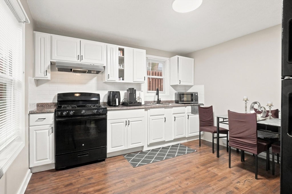 24 Walnut St, Fitchburg, MA, 24 Walnut St, Fitchburg, MA Photo #2