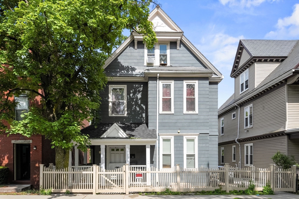 138 Adams St