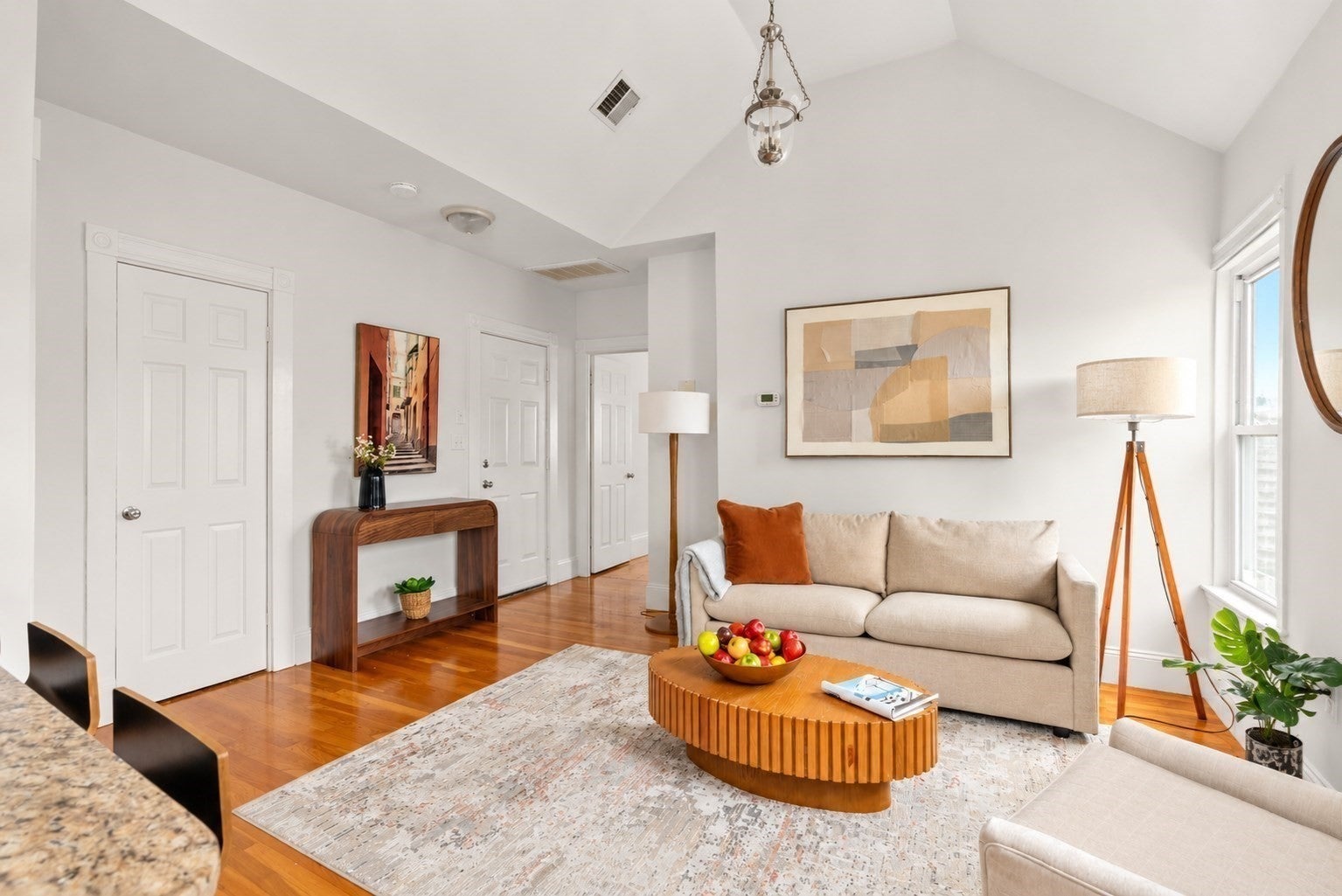 35 Ballard St 3