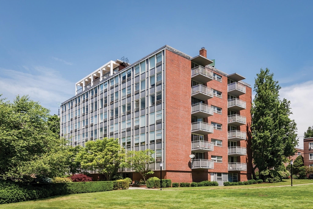 80 Park St #75, Brookline, MA Photo #17