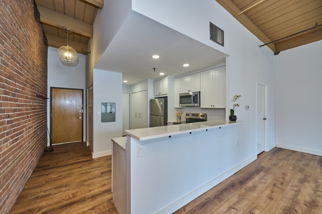 33 Sleeper Street 603