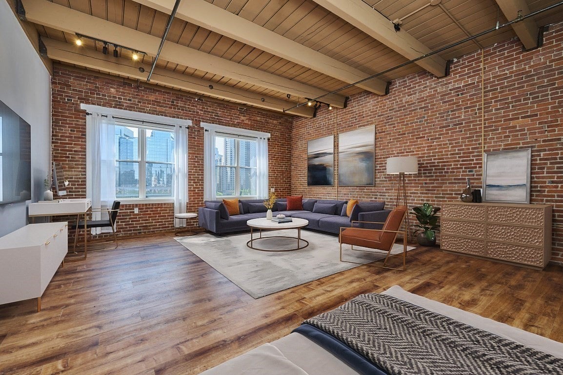 33 Sleeper Street 603, Boston MA 02210