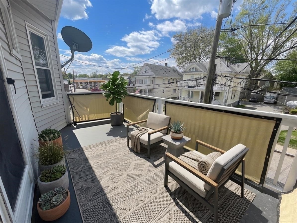 15 Palmer ST #2, Waltham, MA Photo #9