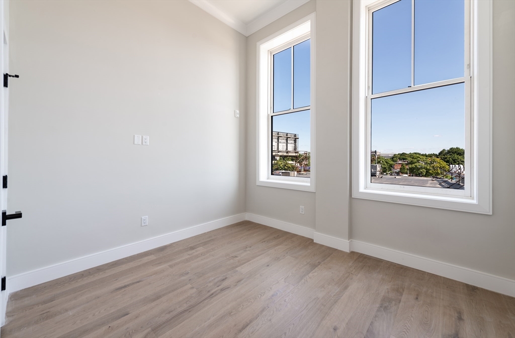 4 Franklin Street 202