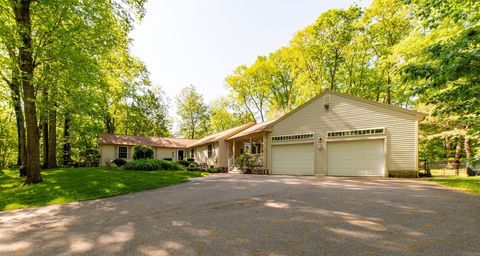 Photo of 11 Fletcher Street, Plainville, MA 02762 (MLS # 73521330)