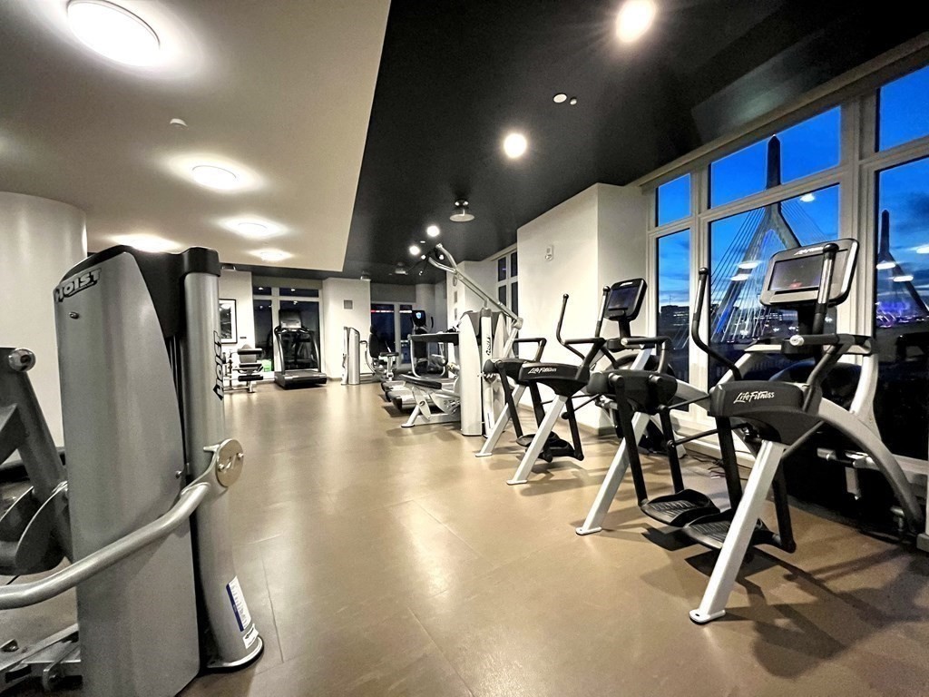 100 Lovejoy Wharf 8M
