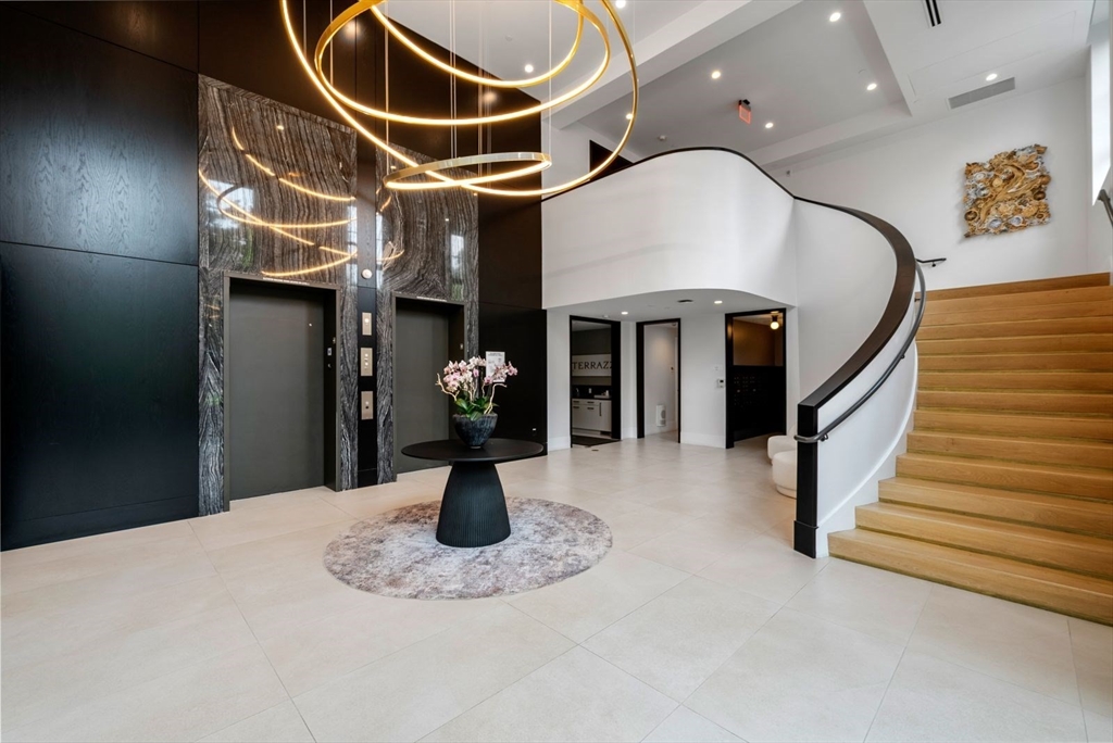 100 Linden St 205