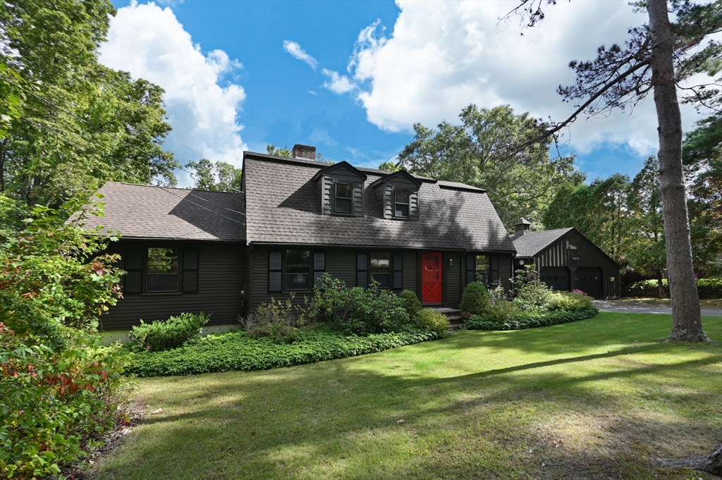137 Perkins Row