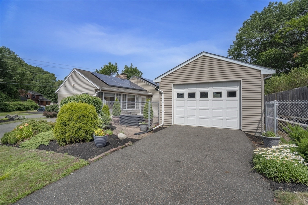 311 Cedar Brook Rd