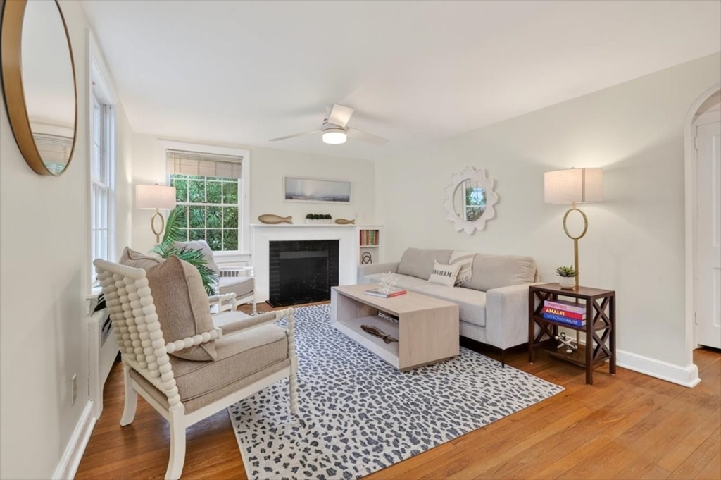 16 Bradley Woods Drive