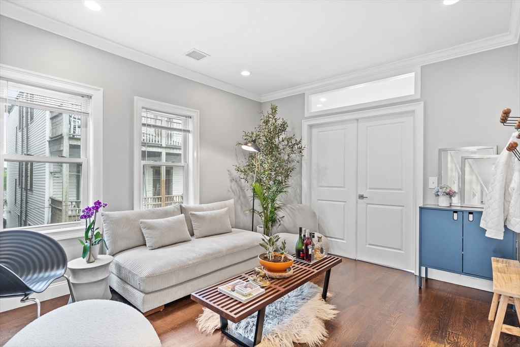 5 Shelby St 2