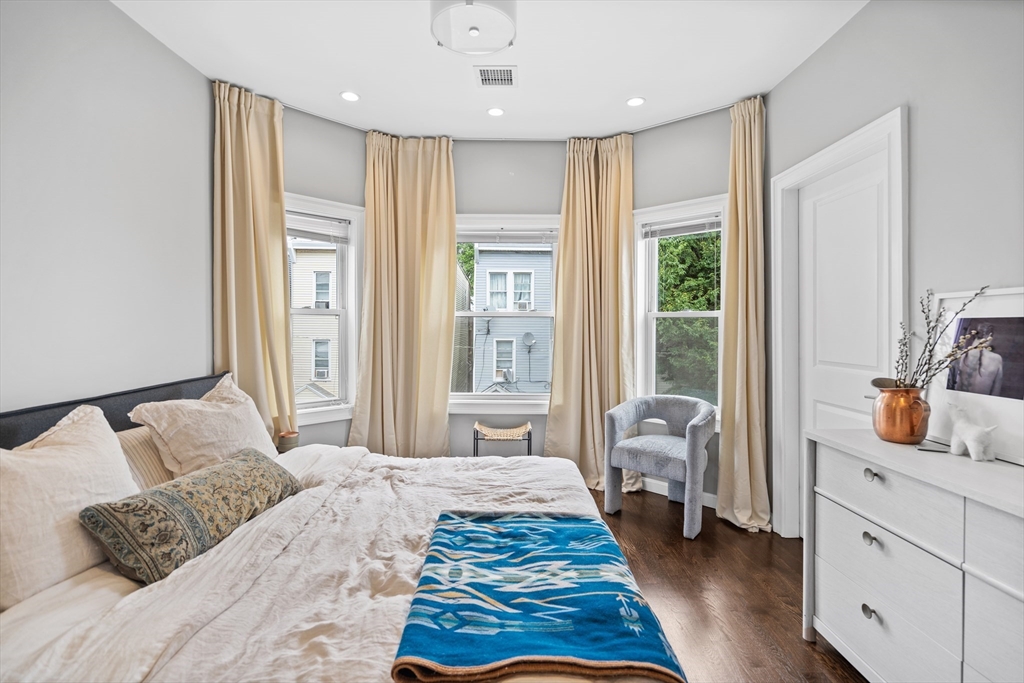 5 Shelby St 2