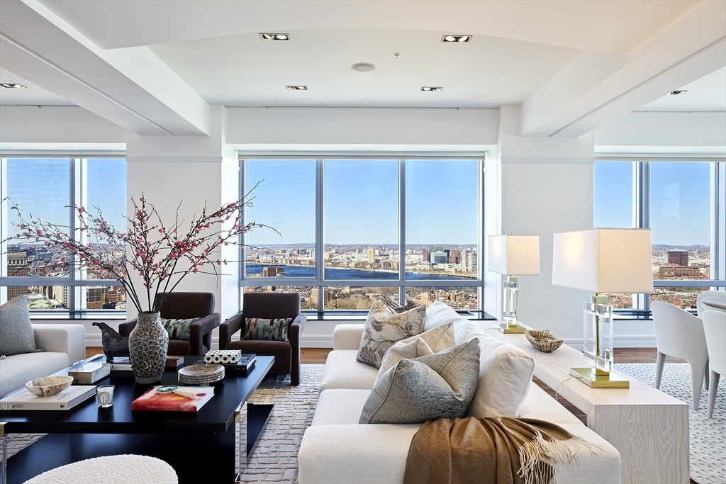 2 Avery Street 35E