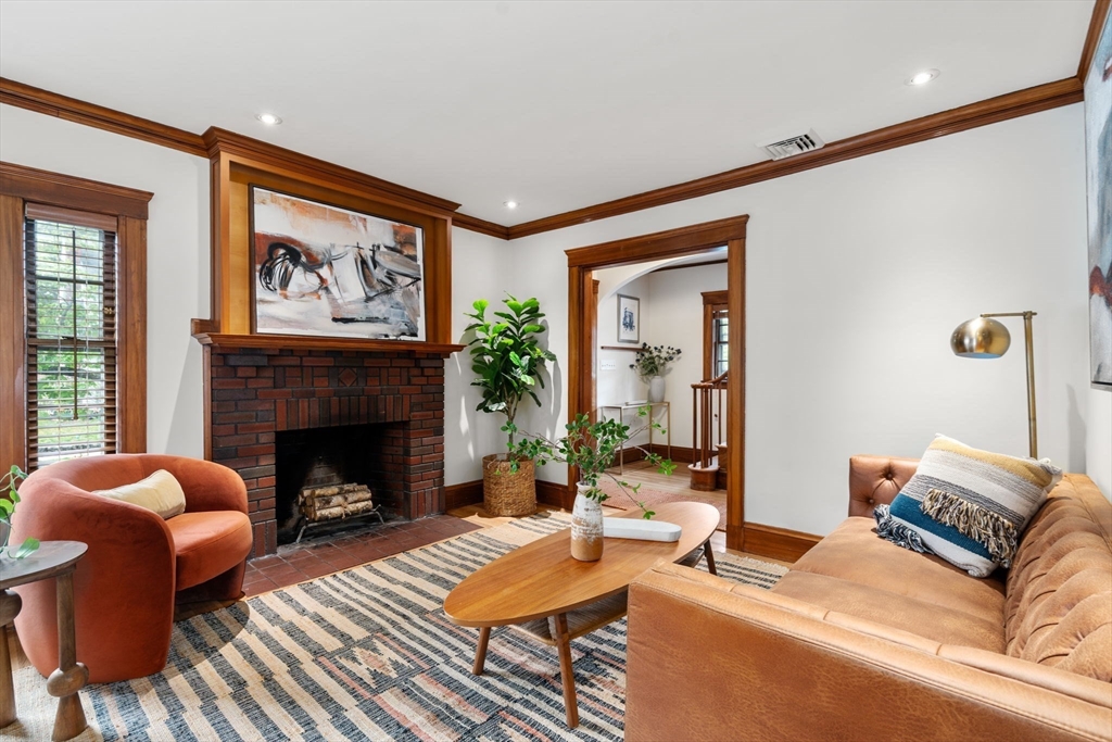33 Longfellow Road, Melrose, MA Photo #5
