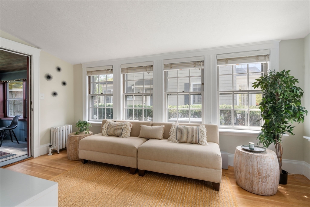 33 Longfellow Road, Melrose, MA Photo #9