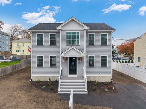 34 Alsop St Fall River MA 02723