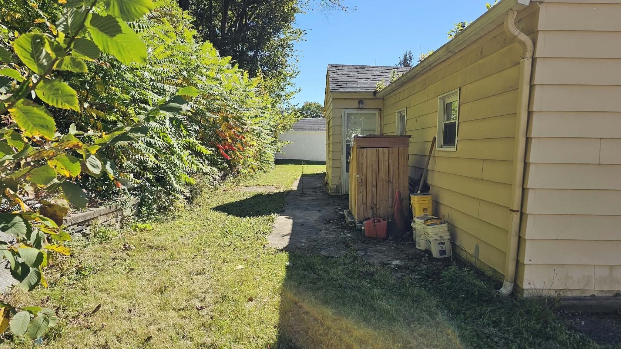 1343 Pleasant St, Worcester, MA, 1343 Pleasant St, Worcester, MA Photo #16