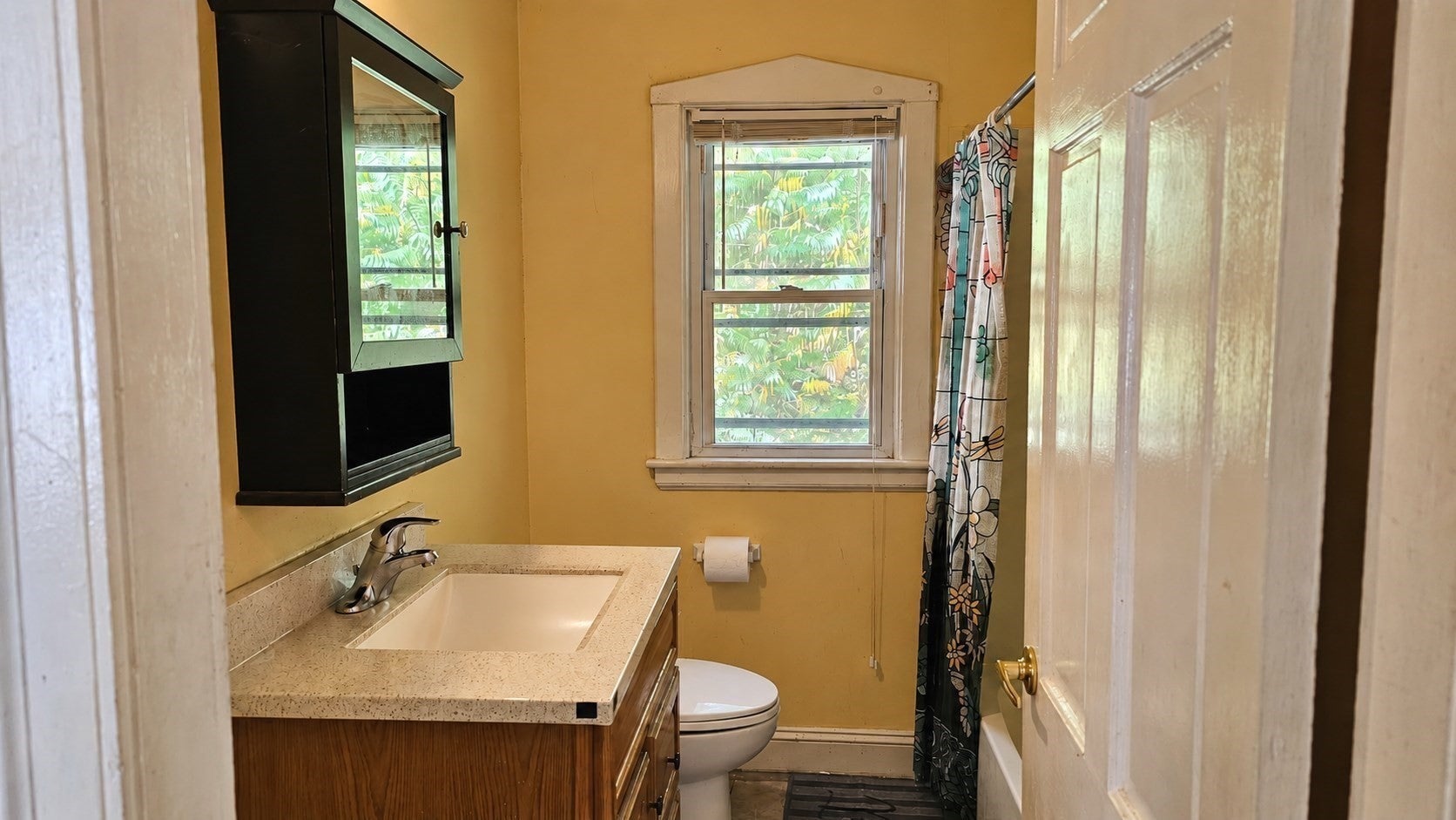 1343 Pleasant St, Worcester, MA, 1343 Pleasant St, Worcester, MA Photo #13