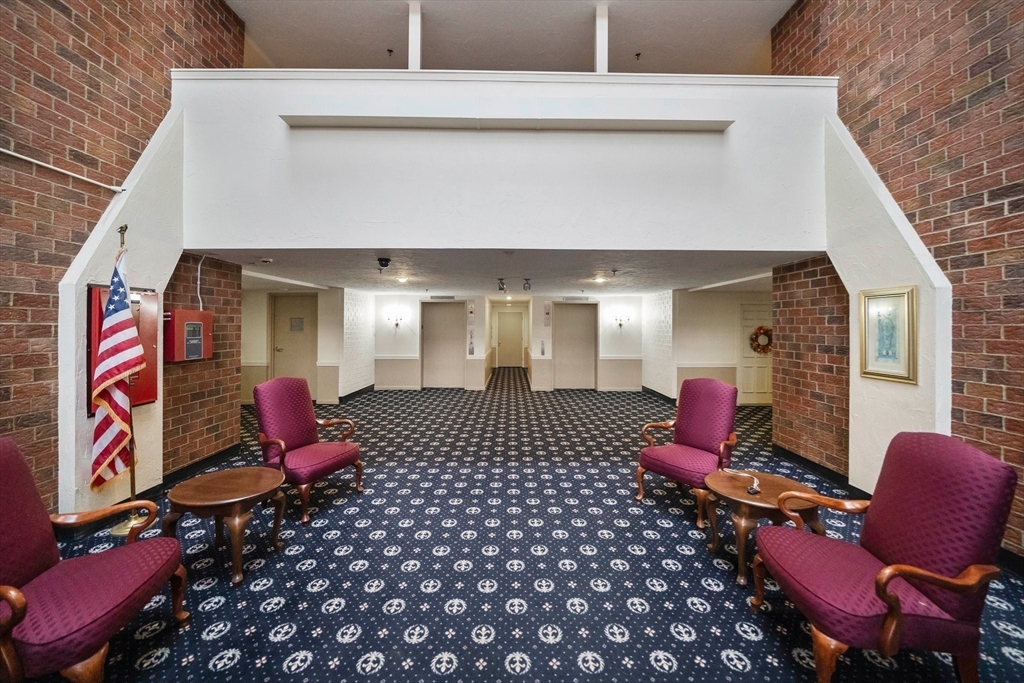 40 Greenleaf St. 602