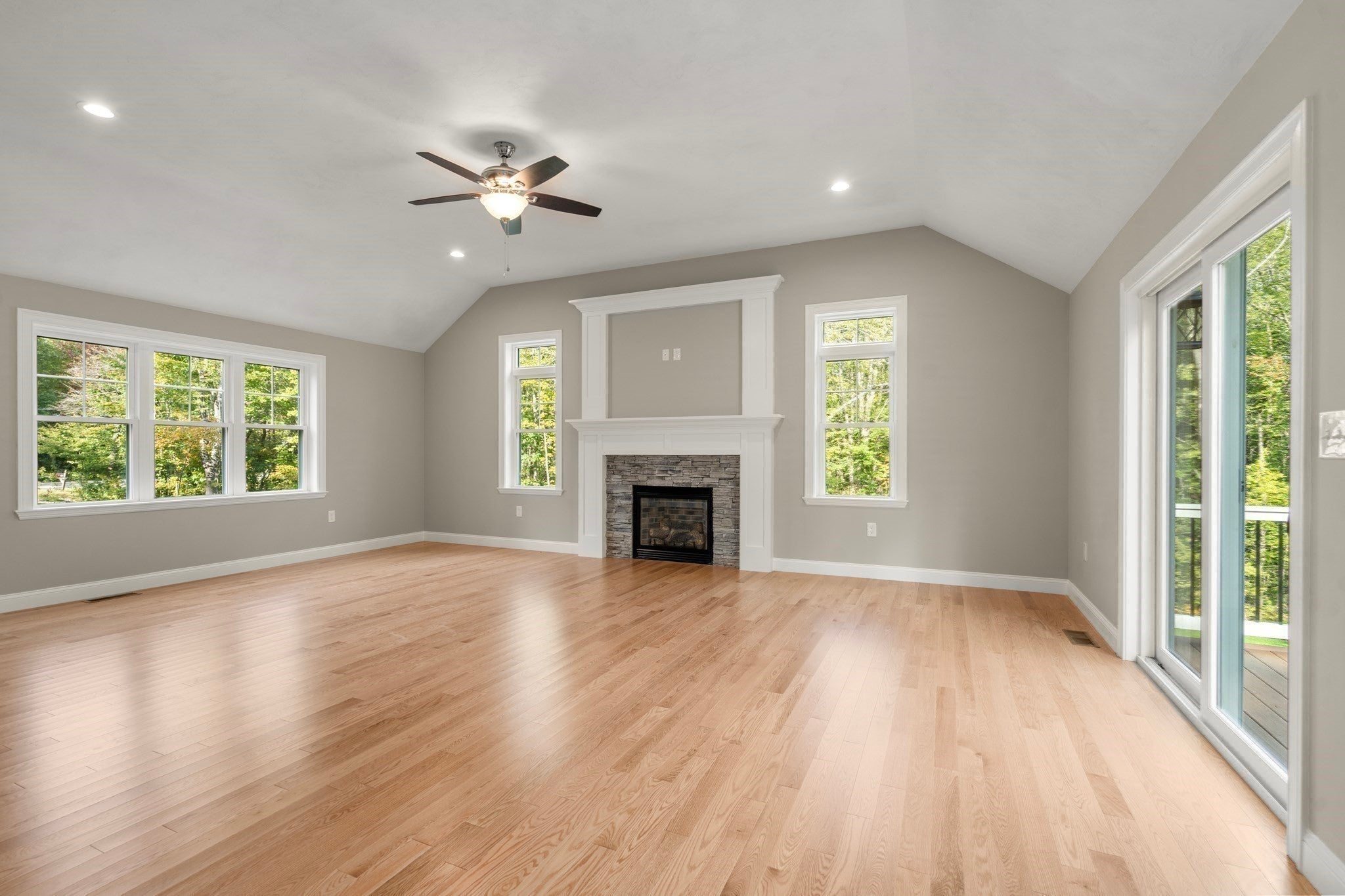 146 Wachusett St, Rutland, MA, 146 Wachusett St, Rutland, MA Photo #14