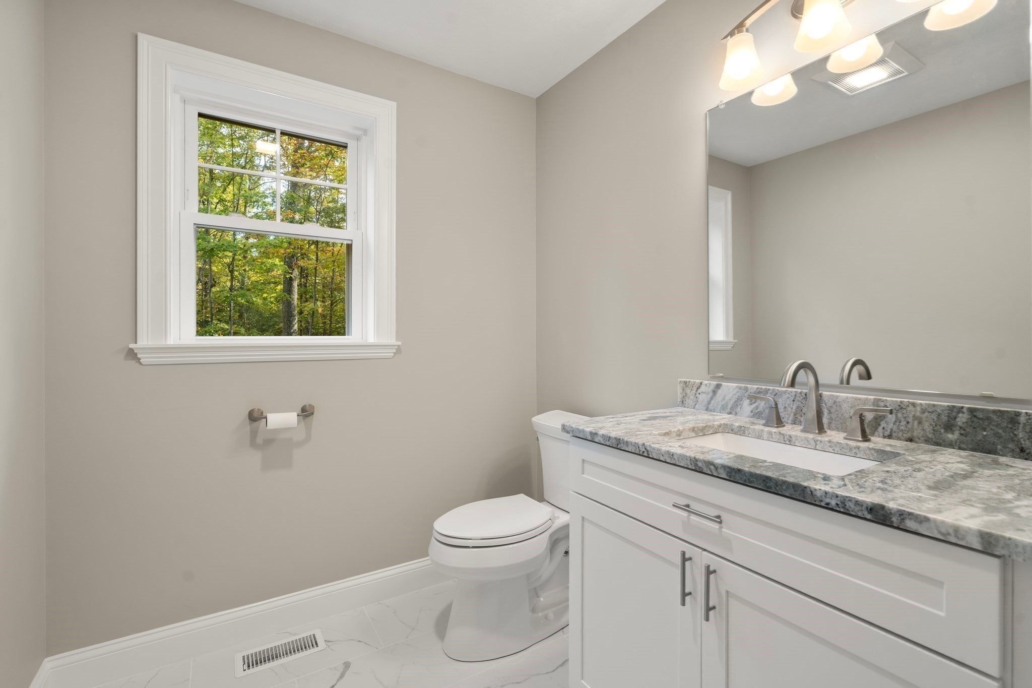 146 Wachusett St, Rutland, MA, 146 Wachusett St, Rutland, MA Photo #10