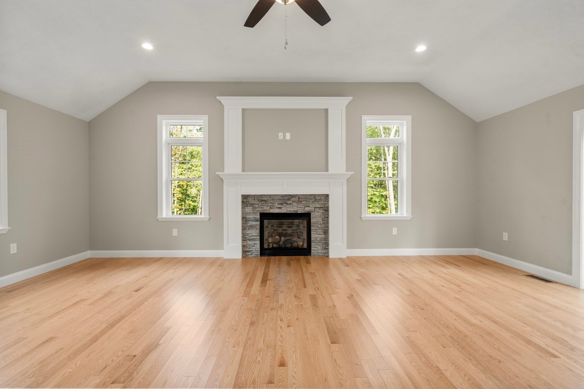 146 Wachusett St, Rutland, MA, 146 Wachusett St, Rutland, MA Photo #13