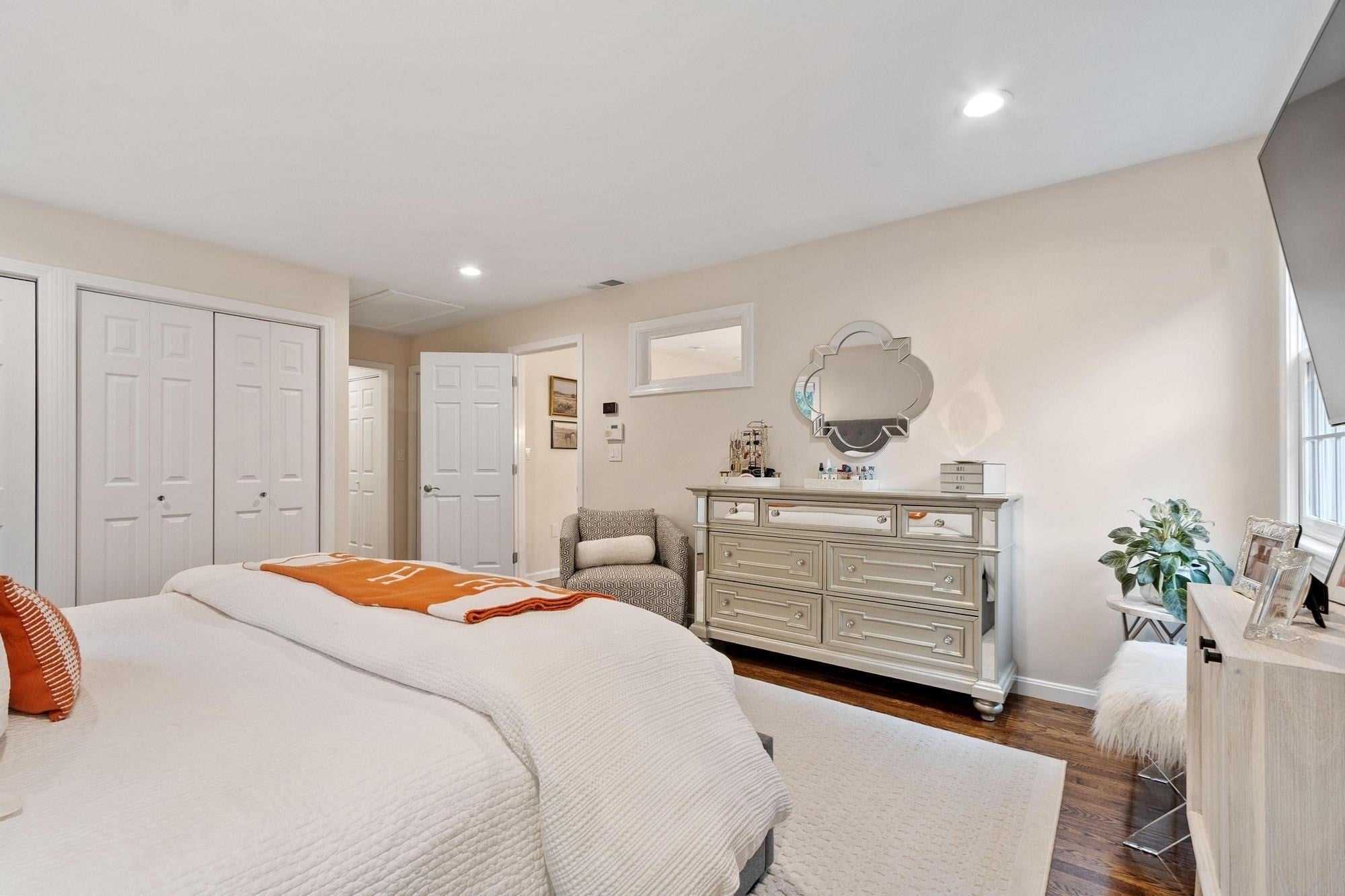25 Pickman Dr, Bedford, MA, 25 Pickman Dr, Bedford, MA Photo #24