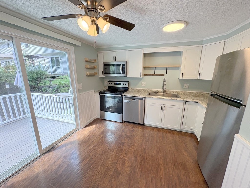 270 Sunderland Rd #23, Worcester, MA, 270 Sunderland Rd #23, Worcester, MA Photo #11