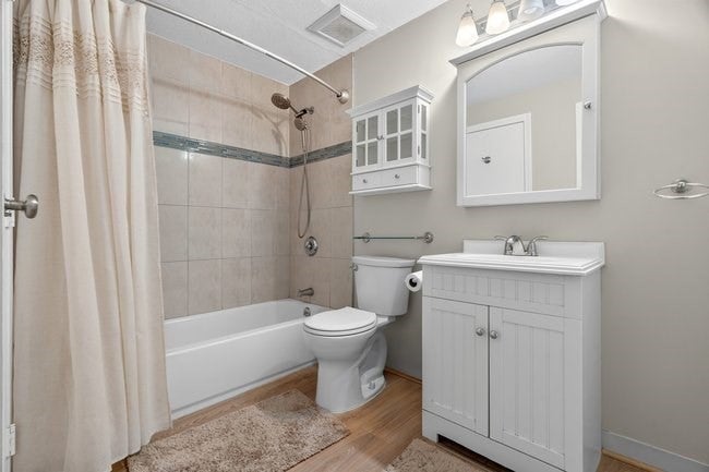 7 Thoreau Ct 8
